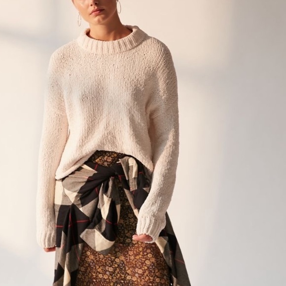 UO Chenille sweater! 🤩❤️ - Picture 3 of 5